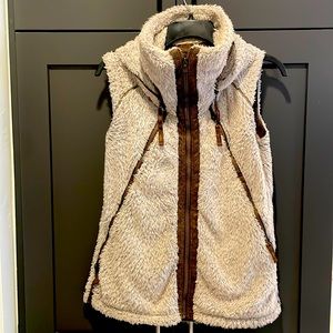 Fuzzy KUHL Vest